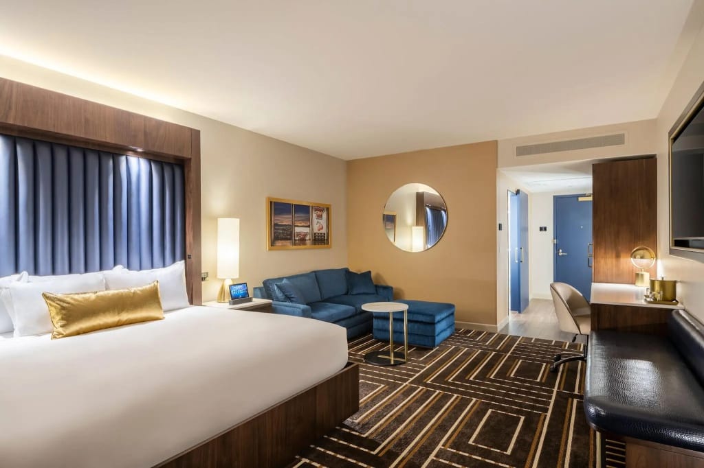 Circa Resort and Casino, photo 5 of 15
