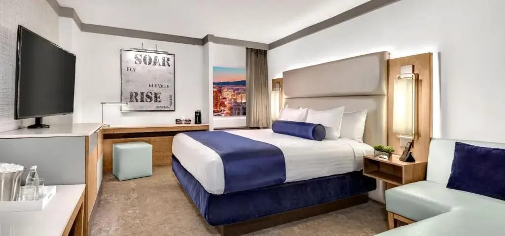 The Strat Hotel Casino, photo 4 of 15