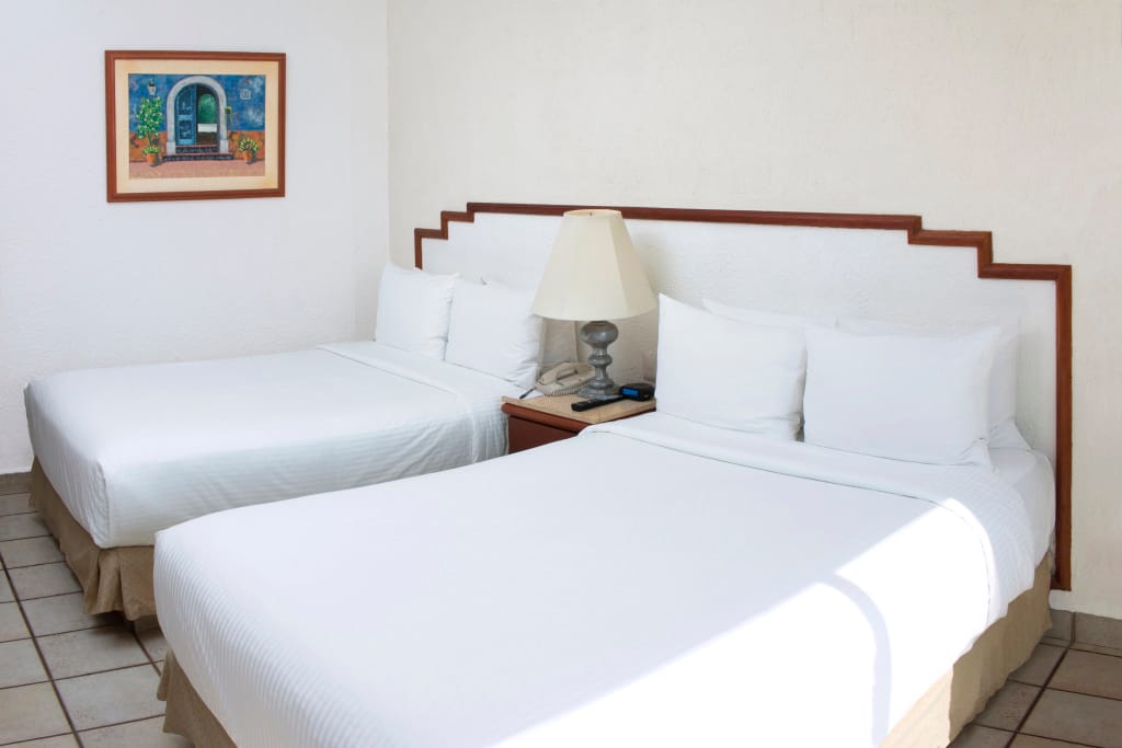 Hotel Emporio Ixtapa, photo 4 of 10